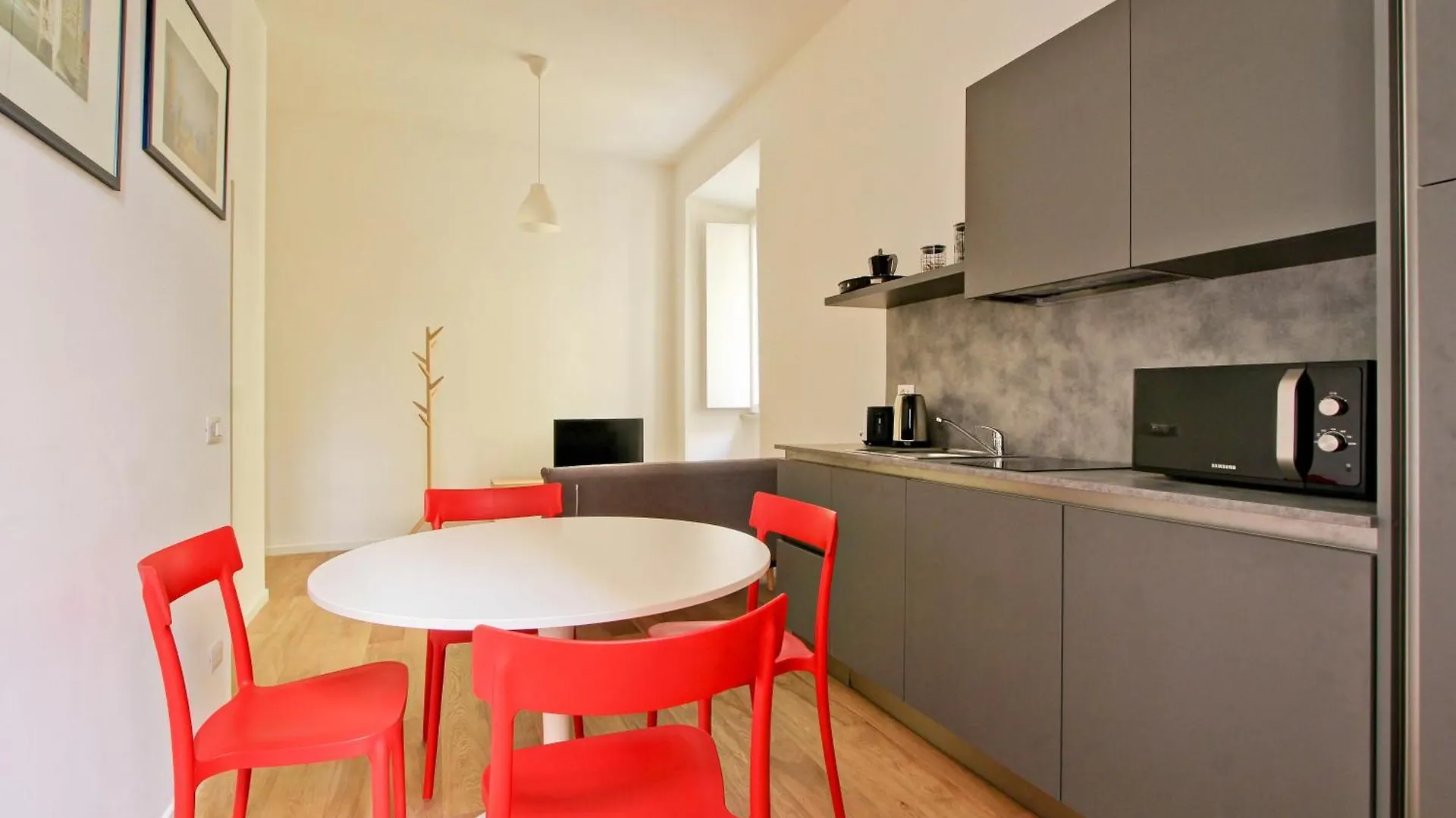 Apartment La Casa Di Chantal Rome